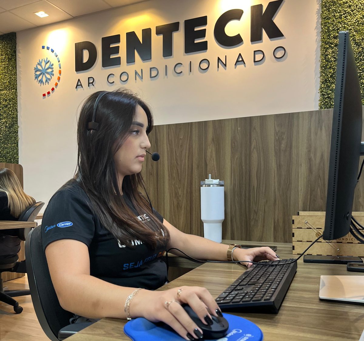 Empresa oferece 19 vagas para as unidades do RS, SC, PR, SP e GO. Só na matriz, em Teutônia, são 9 vagas | ANDRESSA BRANDÃO/DENTECK CLIMATIZAÇÃO/DIVULGAÇÃO