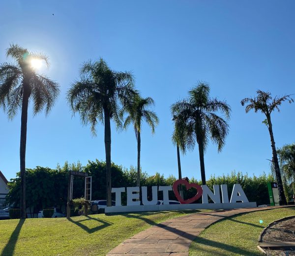 Semana começa com sol forte e temperaturas acima dos 40°C