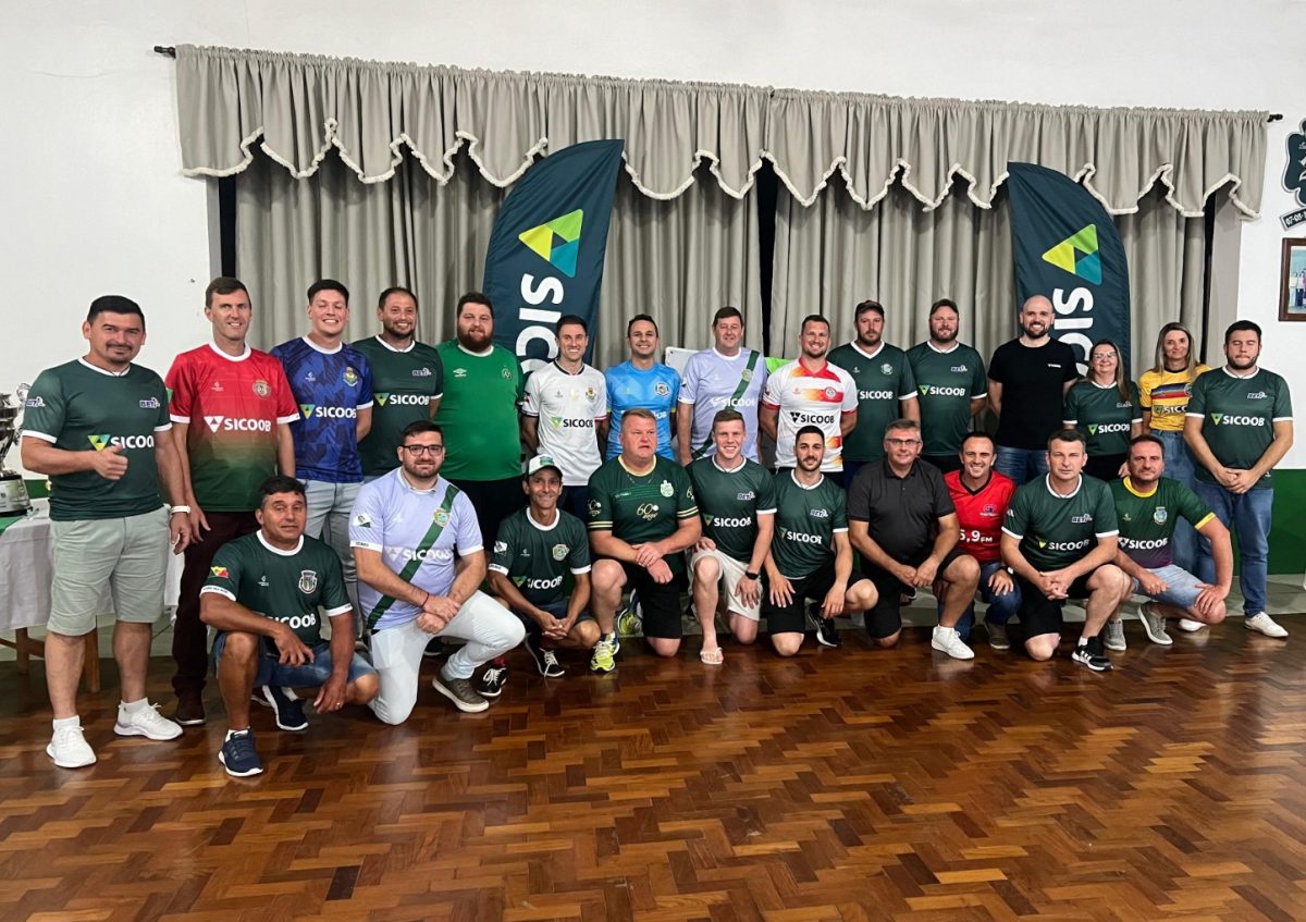 Representantes dos oito municípios participantes estiveram presentes no evento de lançamento | DIVULGAÇÃO