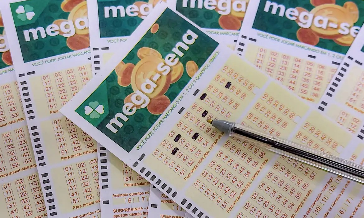 números sorteados foram: 02 - 13 - 16 - 31 - 44 - 55. Foto: DIVULGAÇÃO