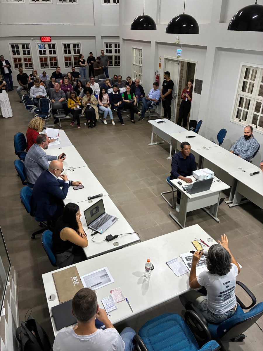 Movimento “RS Pedágios Não” realiza ato na Câmara de Teutônia