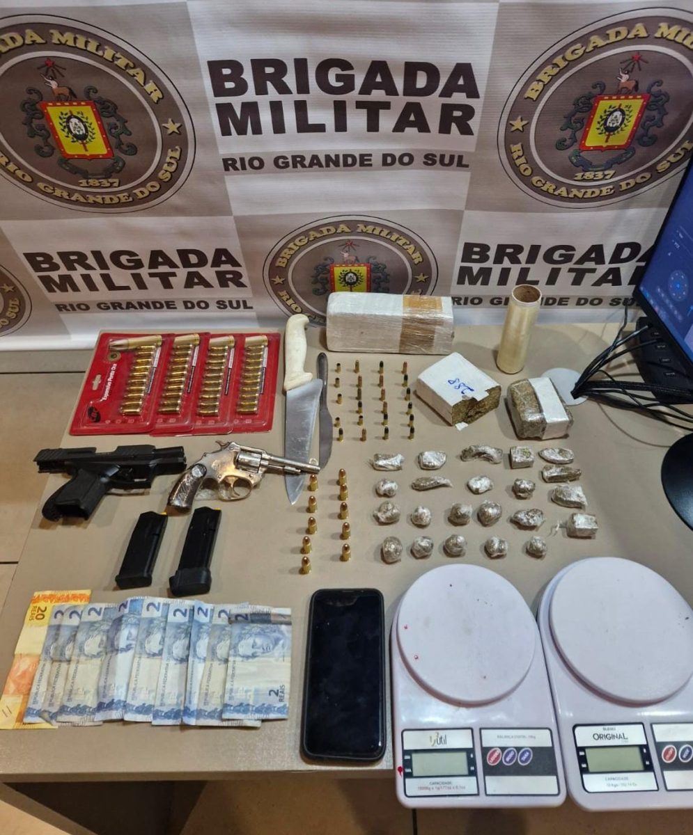 Brigada Militar prende homem com armas e drogas no Bairro Languiru