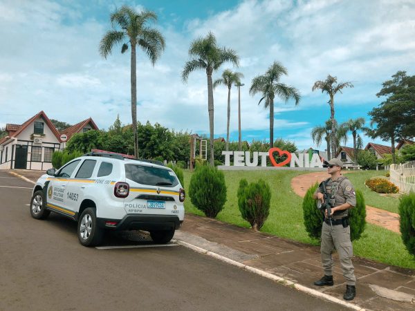 Roubo a posto de combustíveis termina com dois presos no Bairro Alesgut