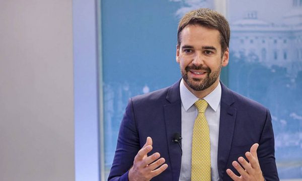 Eduardo Leite anuncia pré-candidatura ao Planalto