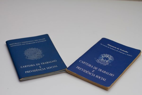 Geração de emprego desacelera, mas região mantém saldo positivo