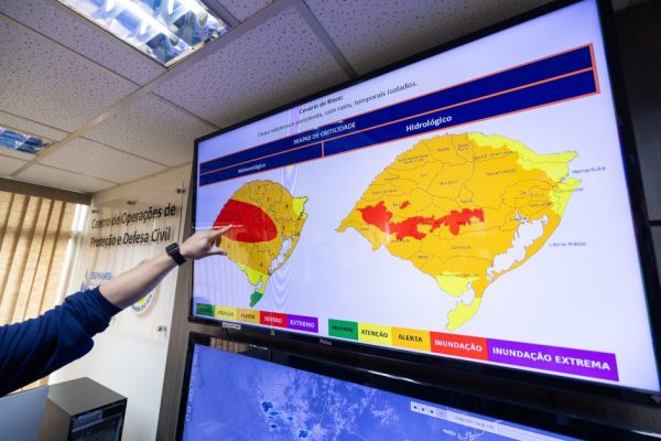 Defesa Civil reforça alerta de chuva volumosa e risco de temporais