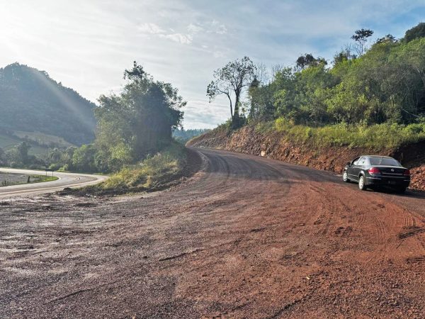 Boa Vista do Sul realiza melhorias no acesso à Carolina Alta