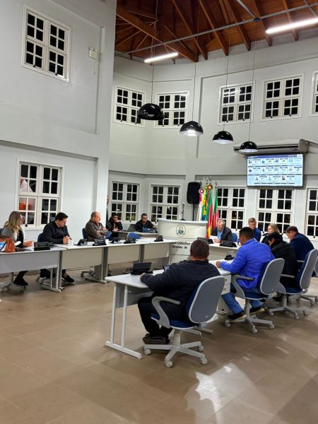 Vereadores da situação defendem posição do município sobre o convênio com o PA+