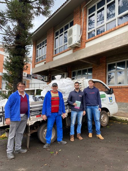 Ação resulta no recolhimento de 150 kg de embalagens de agrotóxicos