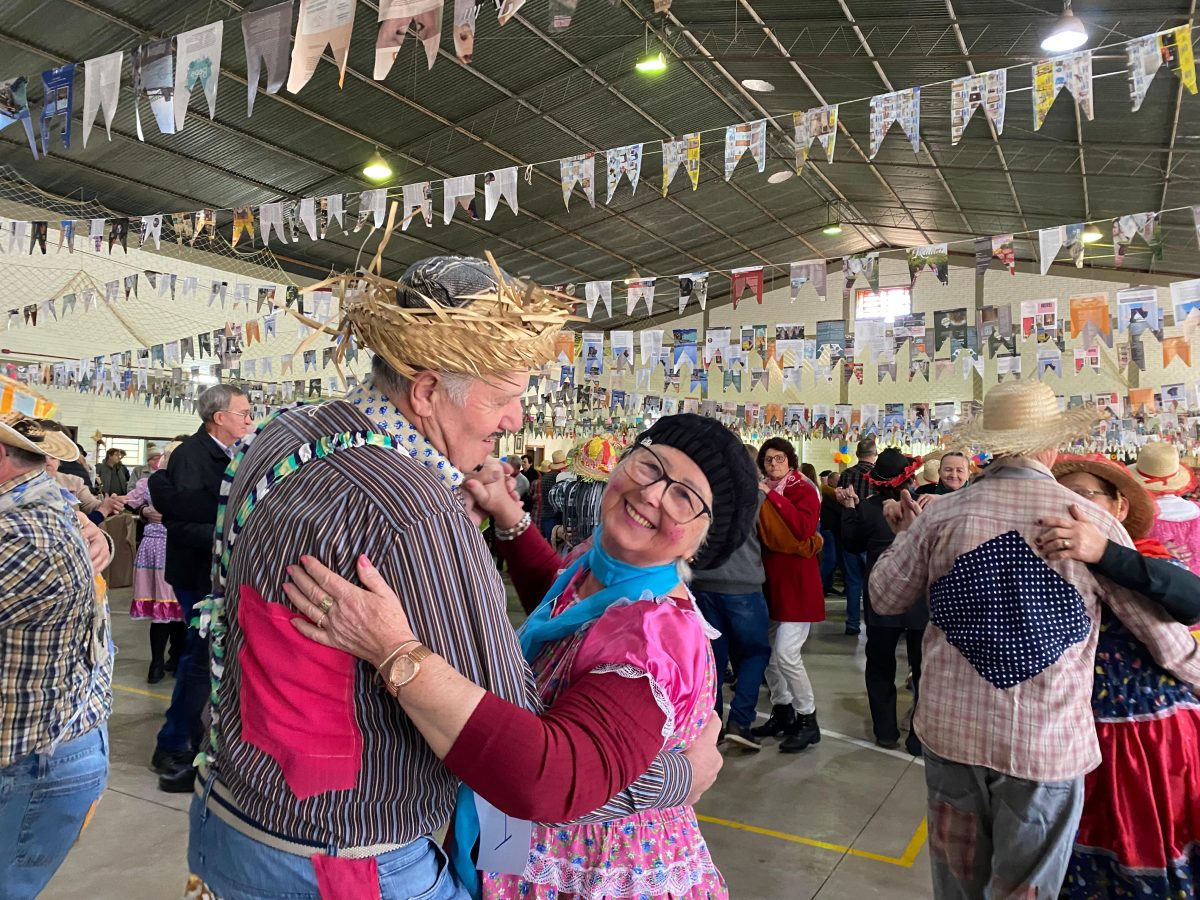 Grupo de Idosos Simpatia promove tradicional Festa de São João