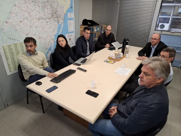 Comitiva de Teutônia trata detalhes do plano de concessão com equipe do governo estadual