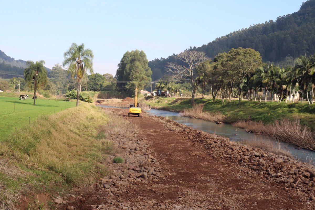 Obras do Desassorear RS avançam para segundo trecho em Poço das Antas