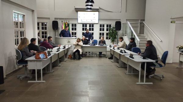 Vereadores aprovam criação do programa de inseminação artificial