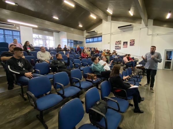 Servidores municipais participam de capacitação em primeiros socorros