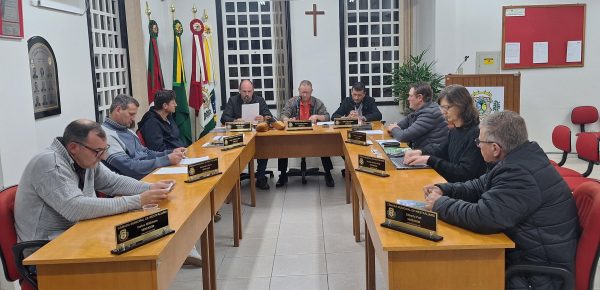 Vereadores aprovam plano plurianual e criação da Câmaras Jovem e Mirim