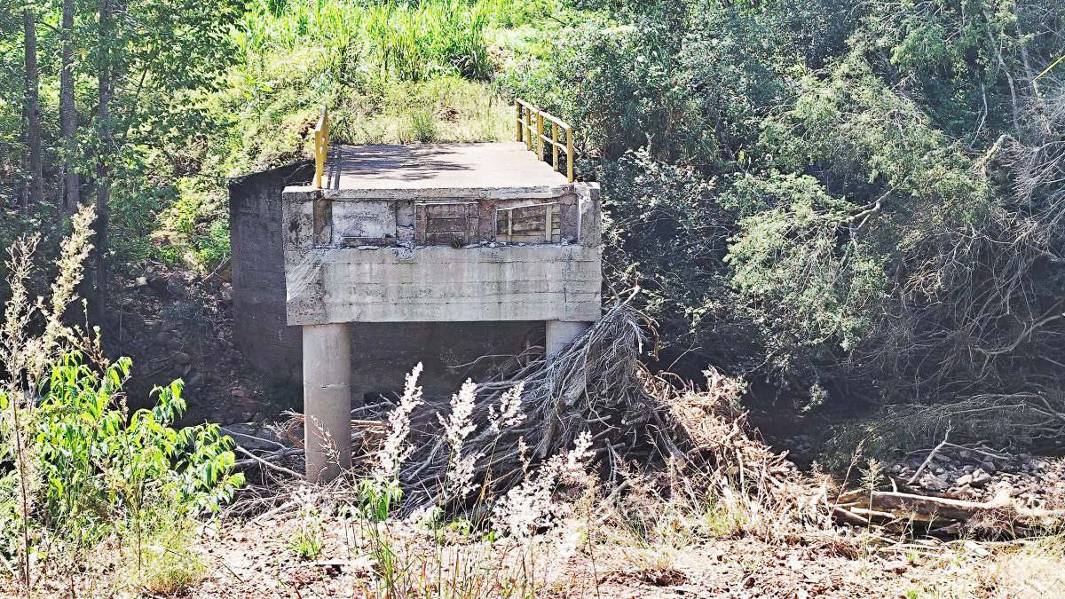 Poço das Antas protocola projeto para reconstrução da Ponte do Cafundó