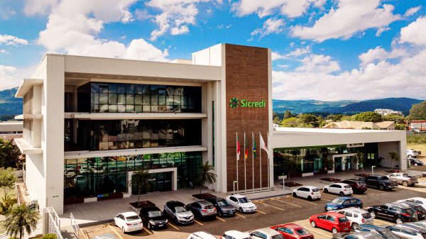 Sicredi Ouro Branco RS/MG completa 44 anos com mais de 115 mil associados