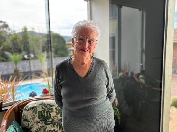 “Quem não vive para servir, não serve para viver”