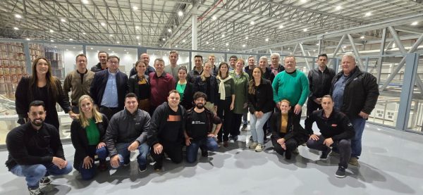 Empresas do APL visitam fábrica da Fruki Bebidas