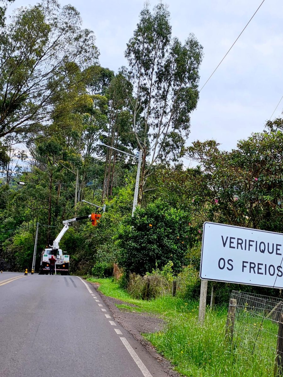 Westfália instala iluminação pública em Linha Berlim