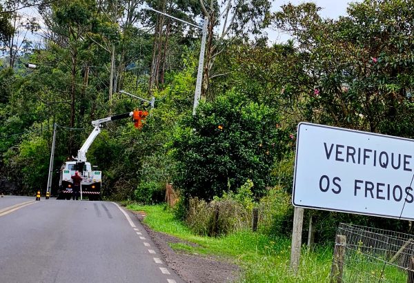 Westfália instala iluminação pública em Linha Berlim