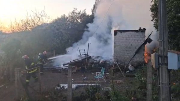 Casa é destruída por incêndio no Bairro Morro Bonito, em Paverama