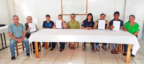 Cinco famílias recebem recursos pelo Minha Casa Minha Vida Rural