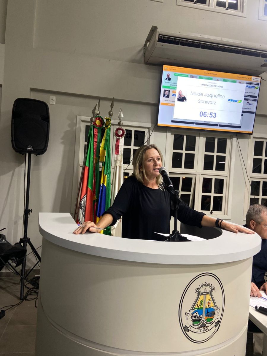 Vereadora Neide Schwarz é suspensa por 60 dias