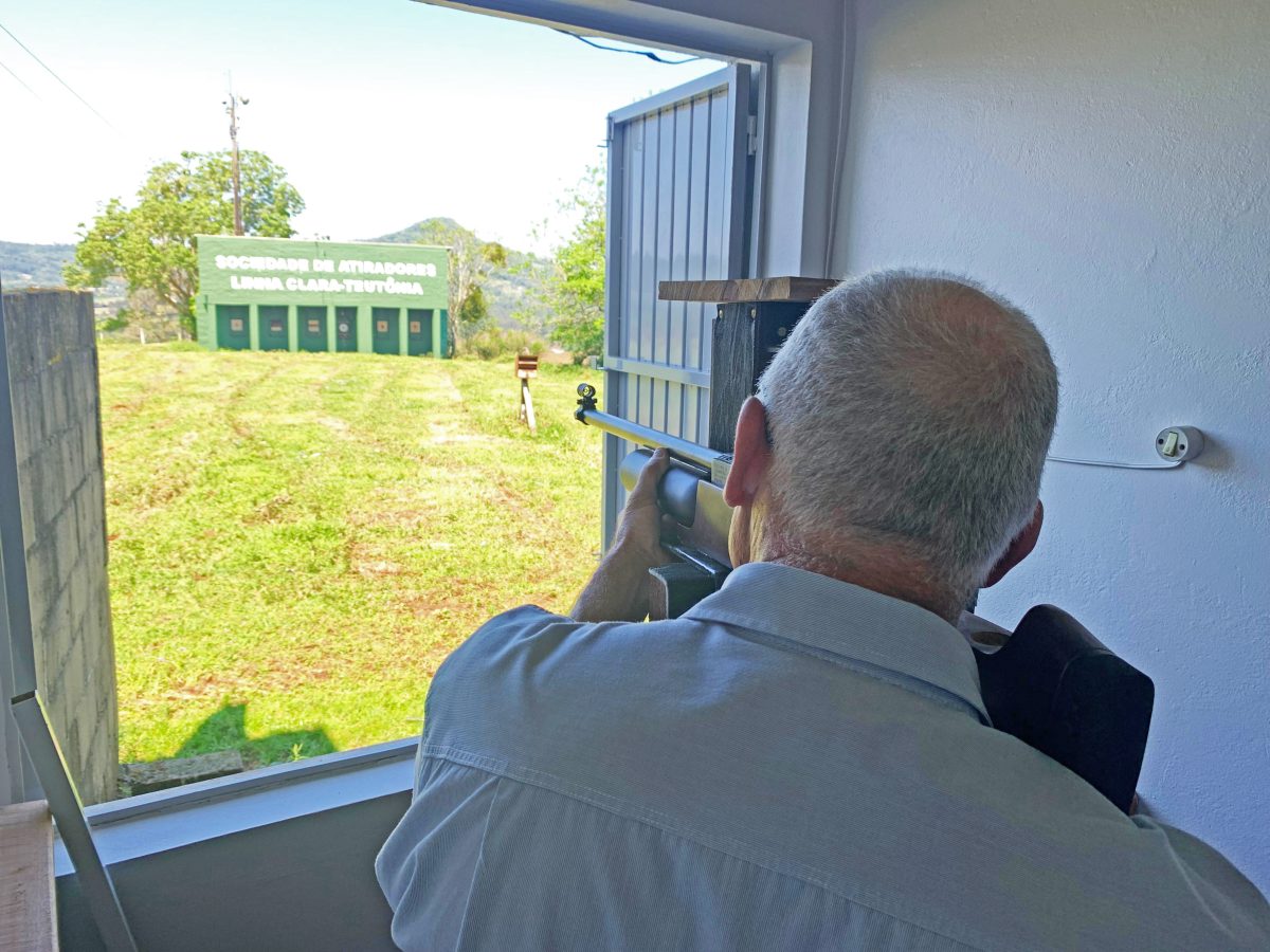 Participante poderá atirar até três vezes ao longo do dia. Tradição é centenária na localidade | Foto: arquivo