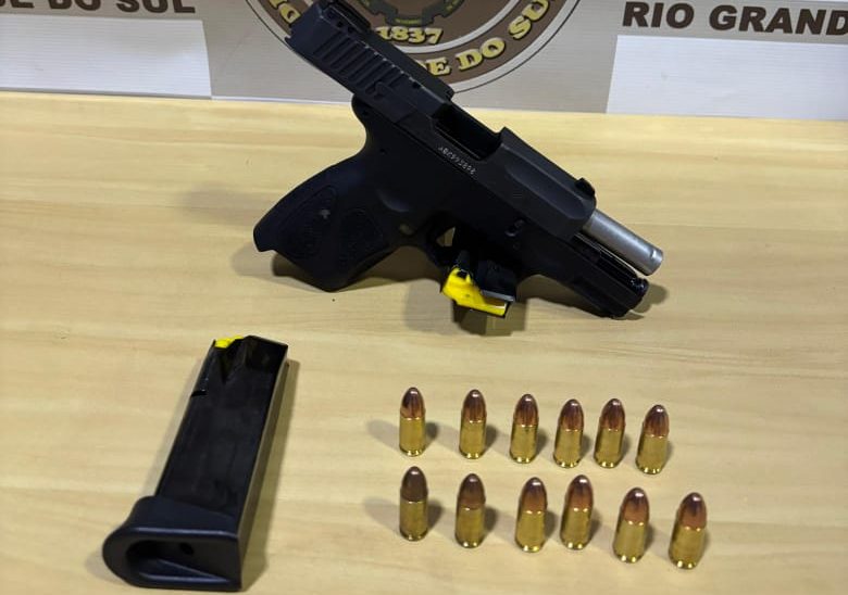 Brigada Militar prende homem por porte ilegal de arma de fogo