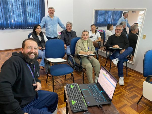 Poço das Antas moderniza sistema da Secretaria de Assistência Social
