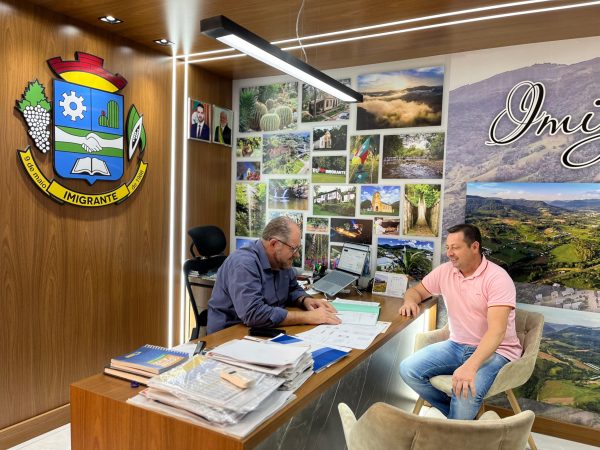 Vice-prefeito Fabiano Acadroli protocola pedido de desligamento da Secretaria de Obras e Mobilidade Urbana