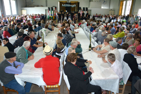 Mais de 500 pessoas participam da tradicional Festa Anual da Pessoa Idosa de Westfália