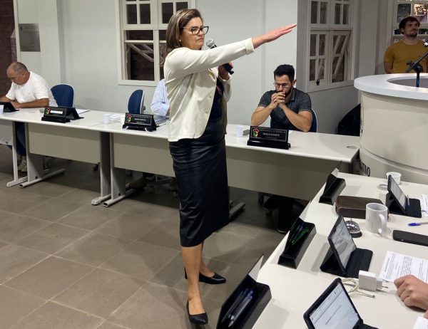 Câmara aprova R$ 1,8 milhão para revitalização de calçadas e dos quadrantes do Centro Administrativo