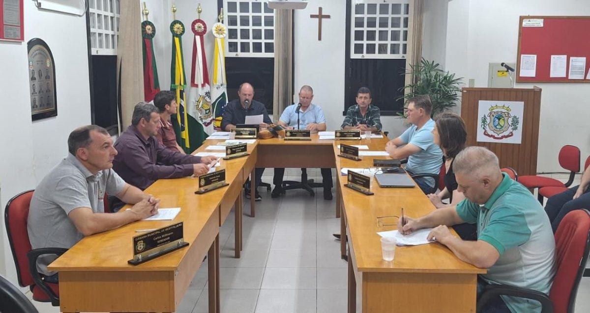 Vereadores aprovam novo Plano de Carreira do Magistério