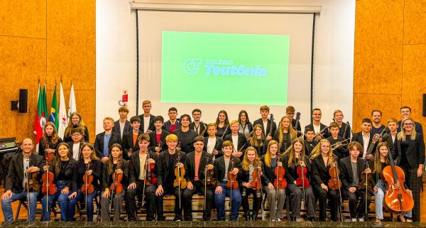 Conjunto Instrumental do Colégio Teutônia apresenta espetáculo “Uma Viagem pelo Mundo Disney”