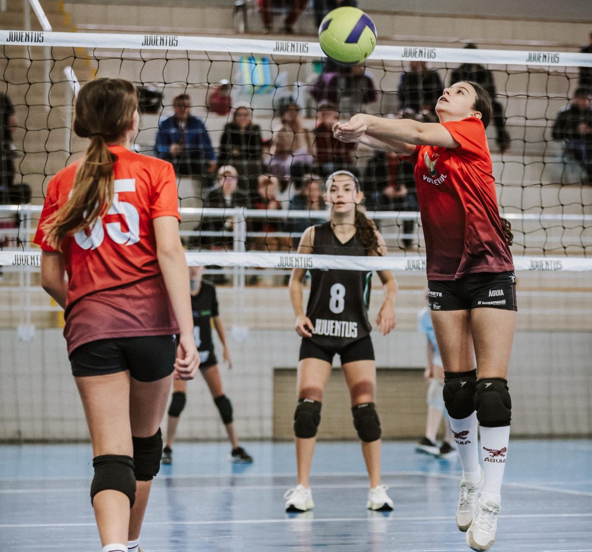 Interessadas em se inscrever devem preencher formulário no link da bio @juventusvoleibol | Foto: @fernandaborgesfotografia/divulgação