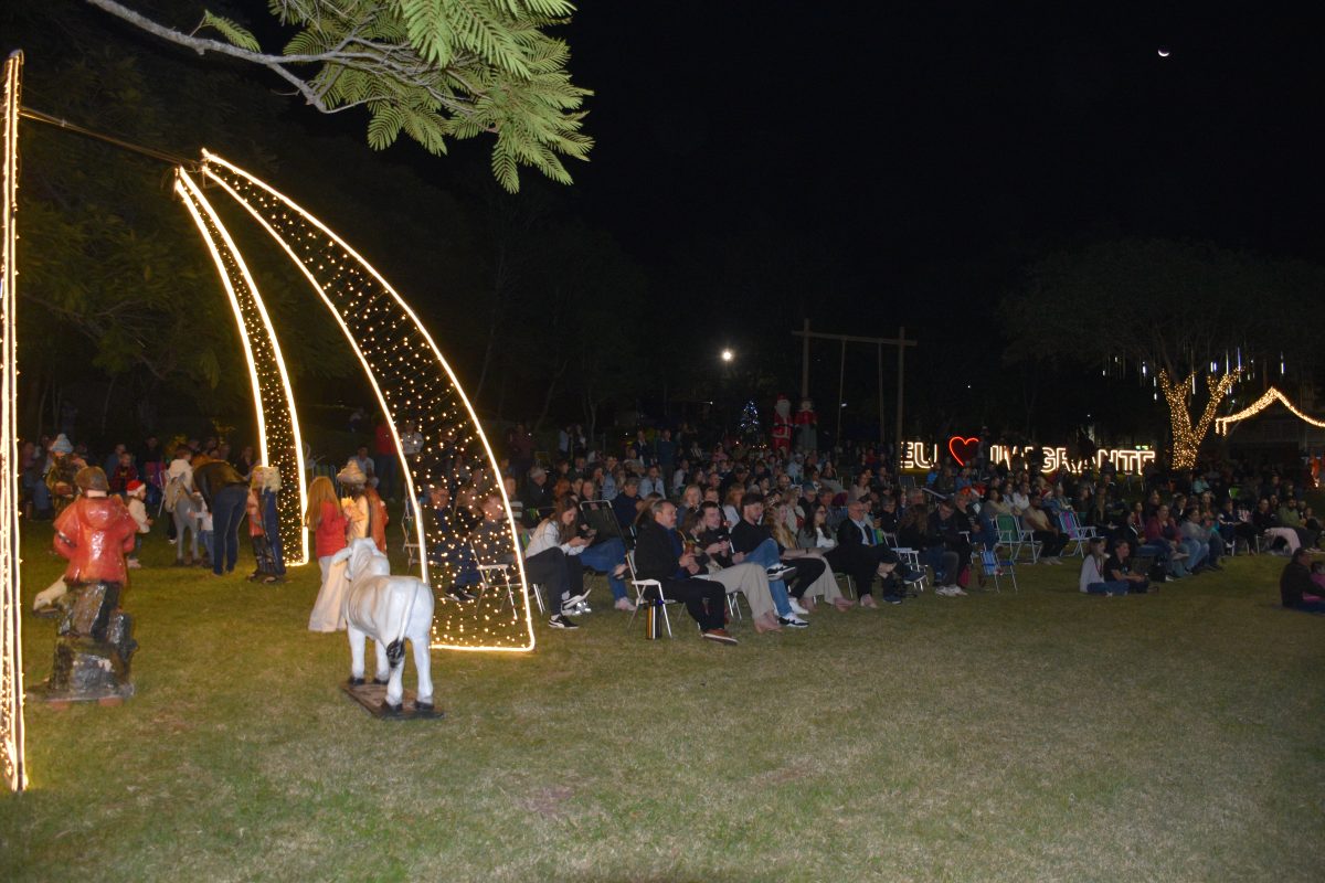 Abertura da “Magia de Natal – Imigrante Iluminada” reúne grande público