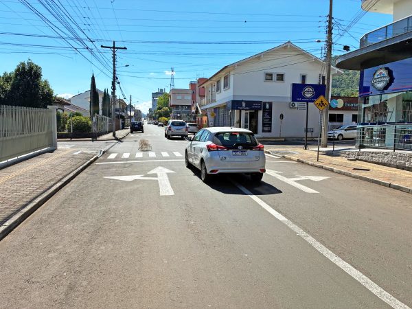 Aumento no tráfego da Rua Major Bandeira motiva pedidos por melhorias
