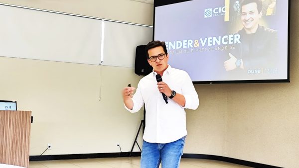 “O universo precisa ter certeza do que você realmente quer”, afirma Rodrigo Annunciação