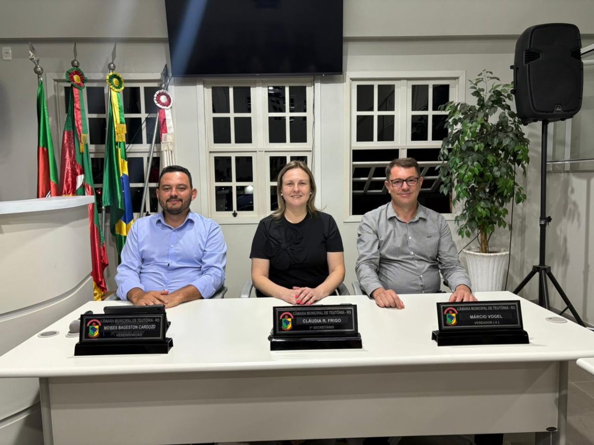 Câmara aprova aumento para servidores e secretários