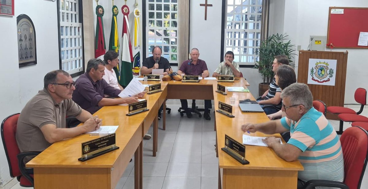 Parlamentares também aprovaram moção de apoio à projeto do deputado Paparico Bacchi (PL-RS). Foto: Ana Sofia Büchele/Câmara de Westfália