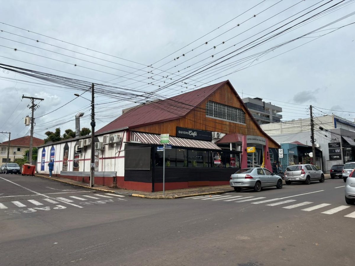Dos bailes ao centro comercial: as nove décadas  da ‘Casa Velha’ no coração de Languiru
