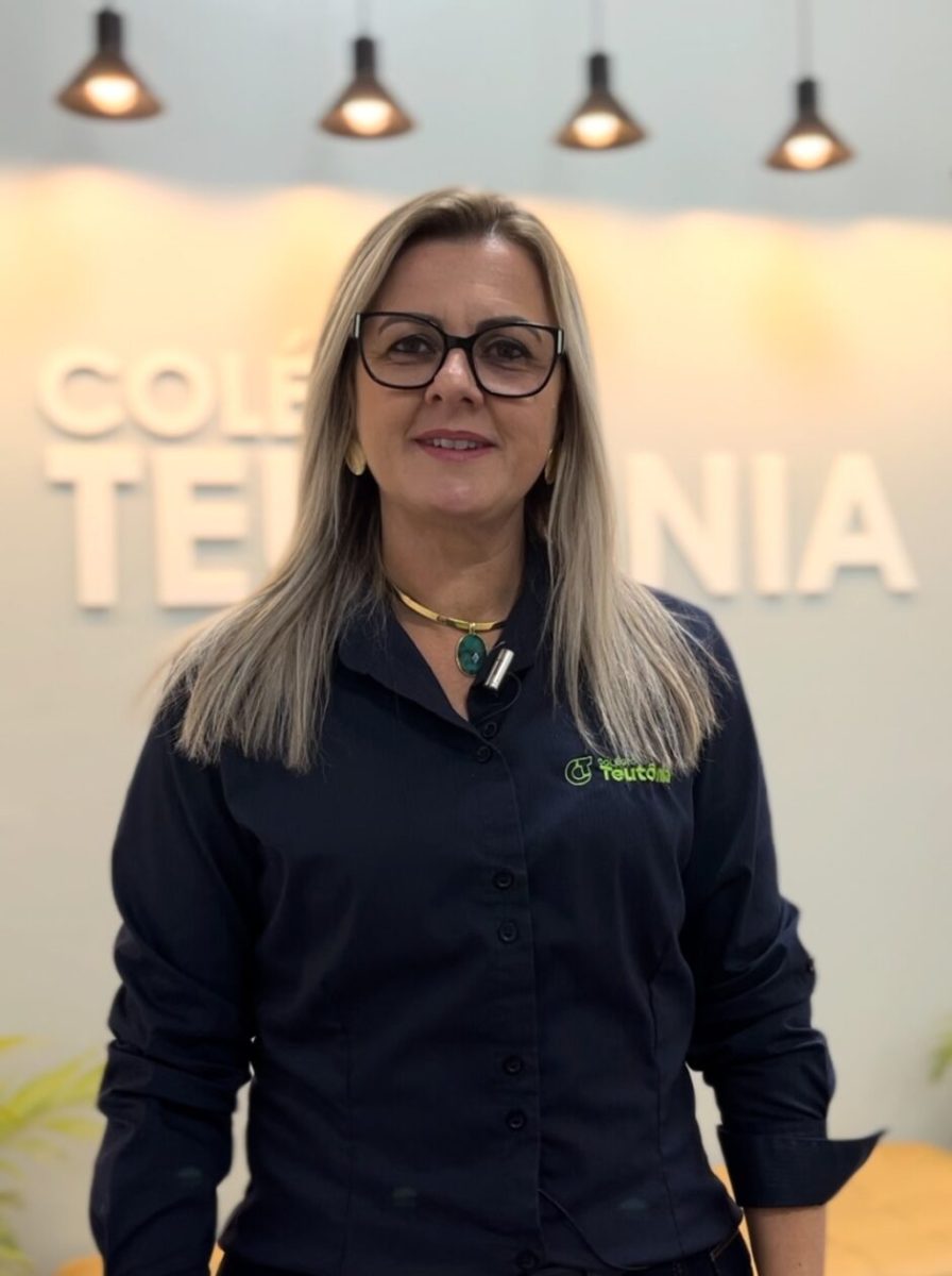 Fabiane Dentee Wommer assume oficialmente a direção do Colégio Teutônia