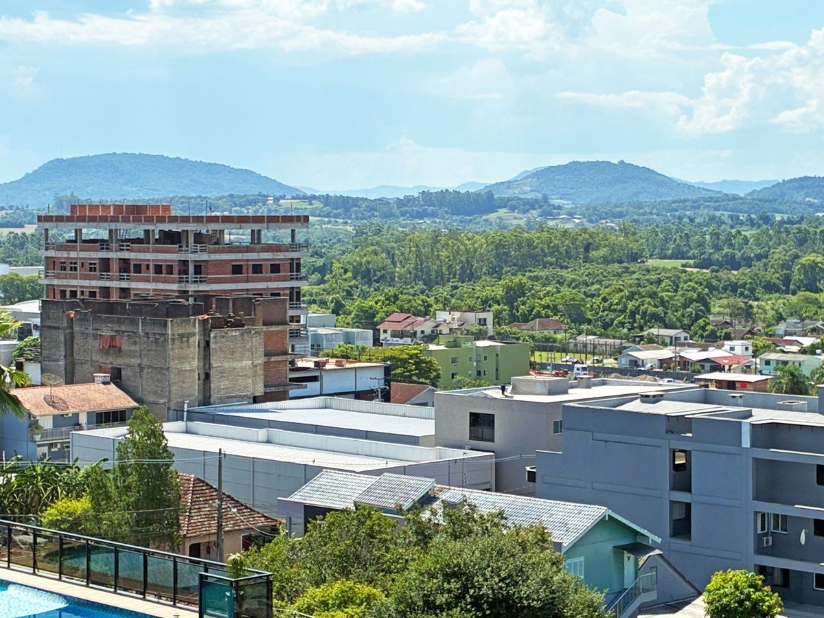 Aos poucos, prédios, como no Bairro Languiru, começam a fazer parte da paisagem de Teutônia e colocam a cidade no mapa da verticalização. Fotos: Marco Mallmann