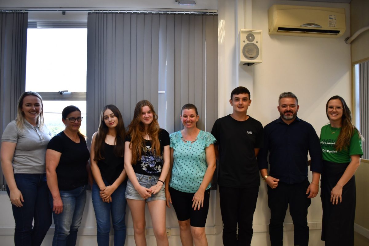 Certel conta com novos aprendizes