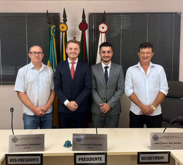 Câmara de Boa Vista do Sul empossa nova Mesa Diretora