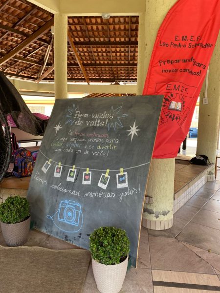 Escolas municipais retomam atendimento do turno em Poço das Antas