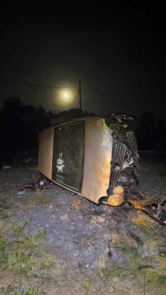 Motorista fica ferido após capotamento na Via Láctea