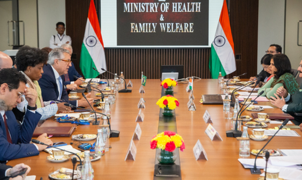 Brasil articula parceria com a Índia para produção de medicamentos e vacinas